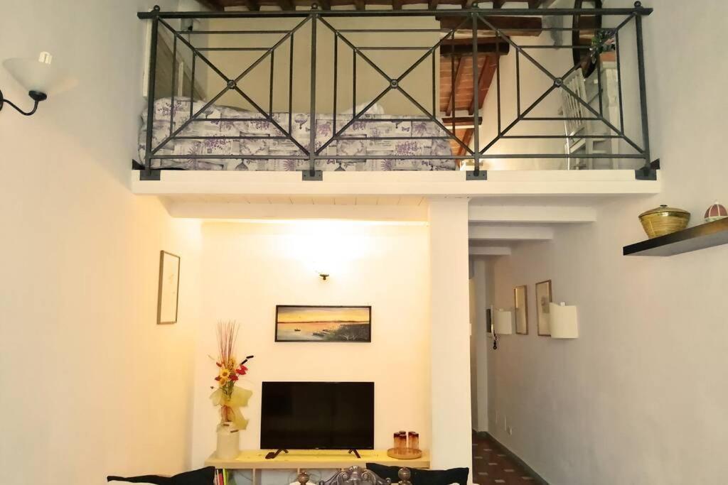 Santa Maria Novella Station Florentine Apartment Florence Buitenkant foto