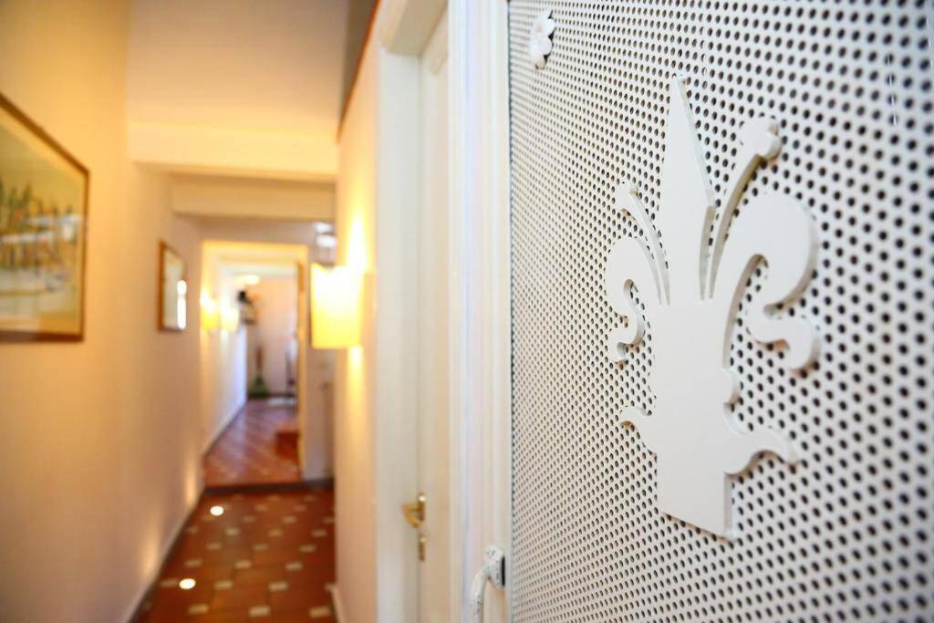 Santa Maria Novella Station Florentine Apartment Florence Buitenkant foto